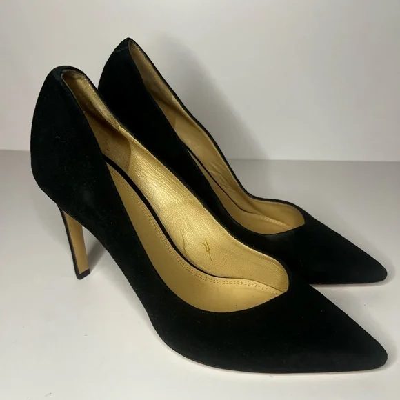 Daphnee Noir Pump - Picture 2 of 6
